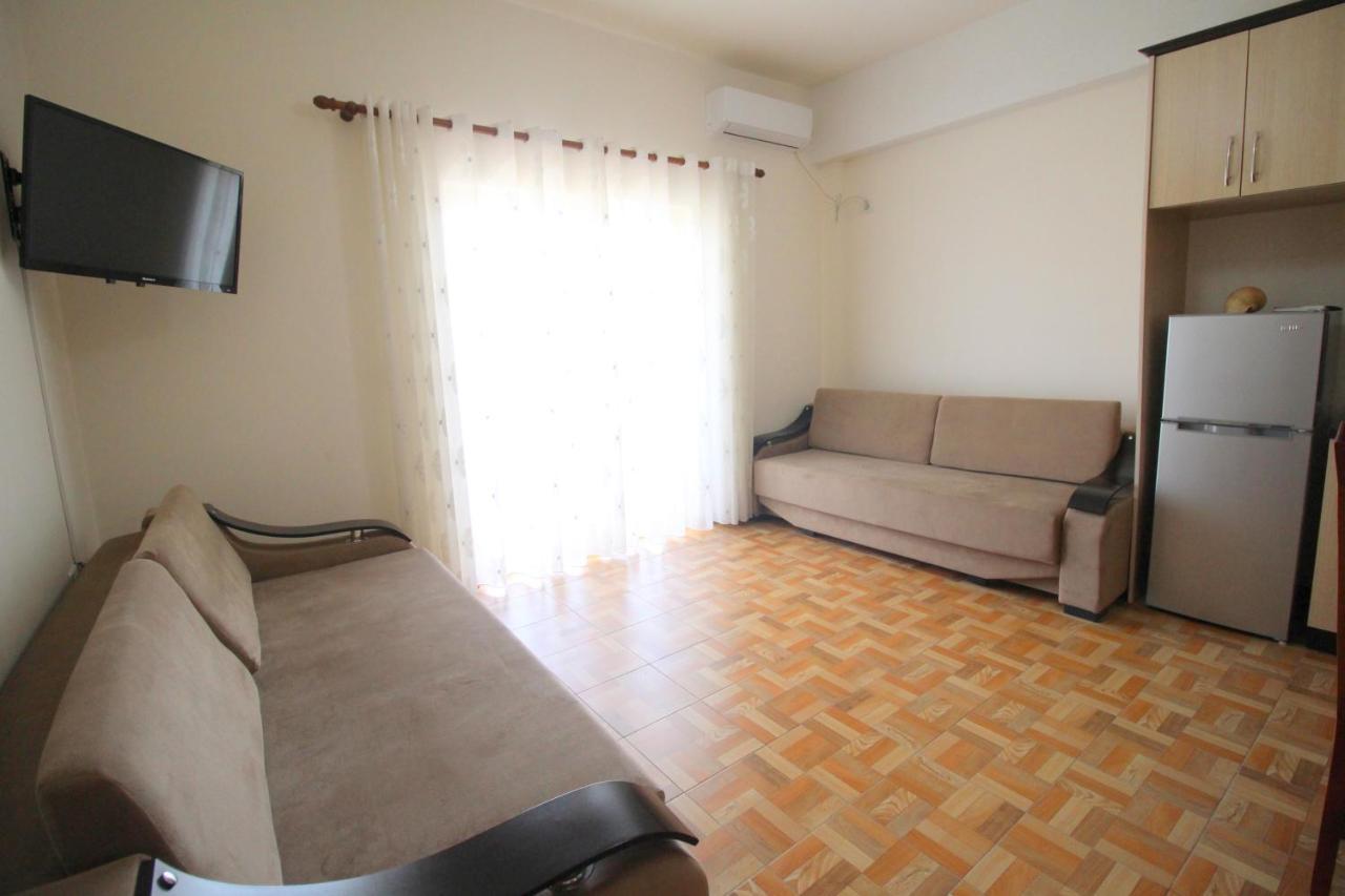 Doka Center Apartments Саранде Екстериор снимка