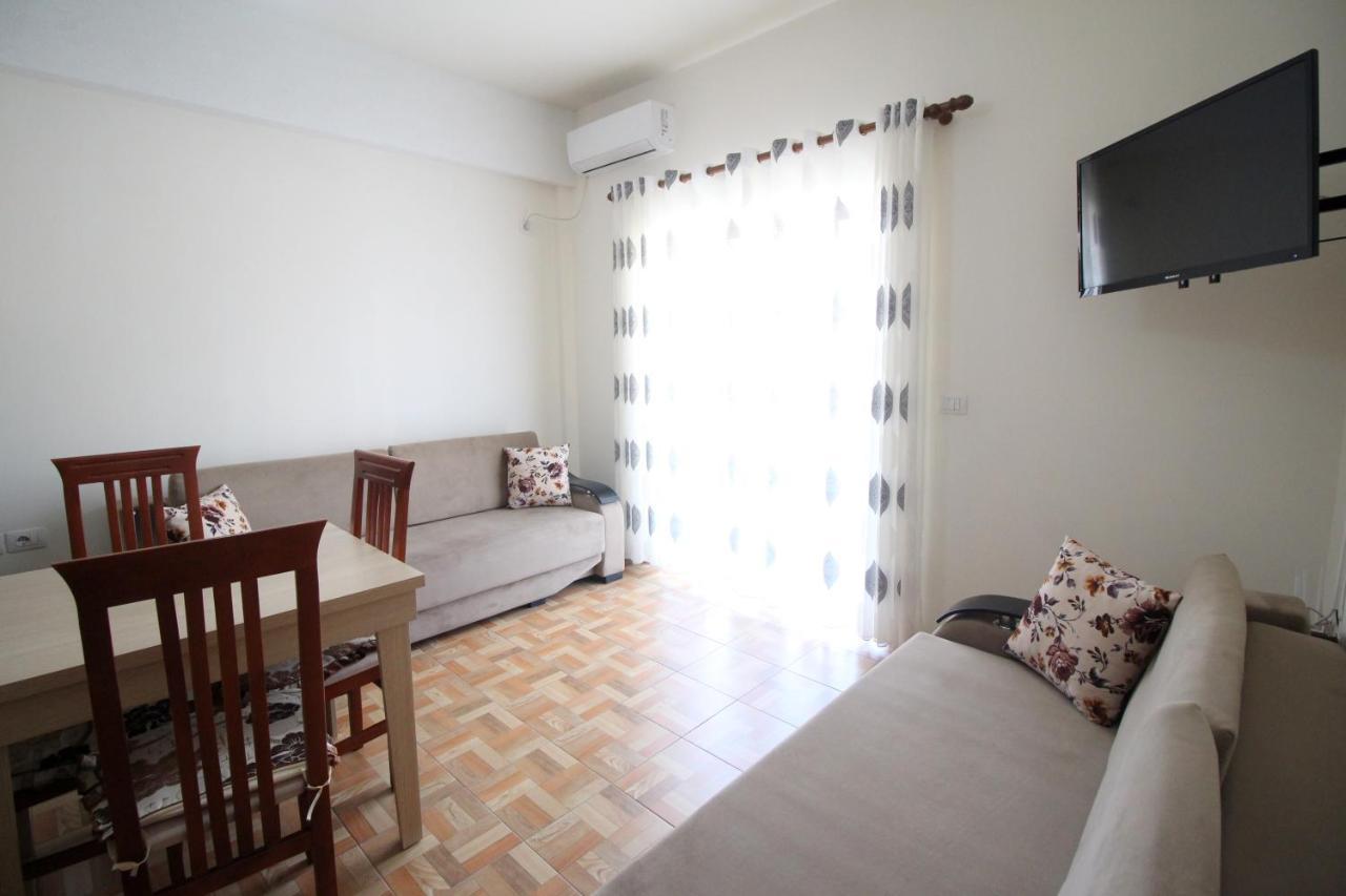 Doka Center Apartments Саранде Екстериор снимка