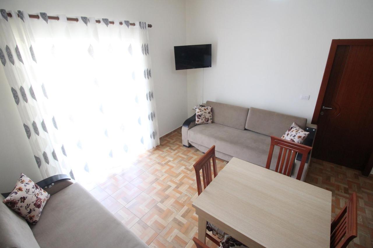 Doka Center Apartments Саранде Екстериор снимка