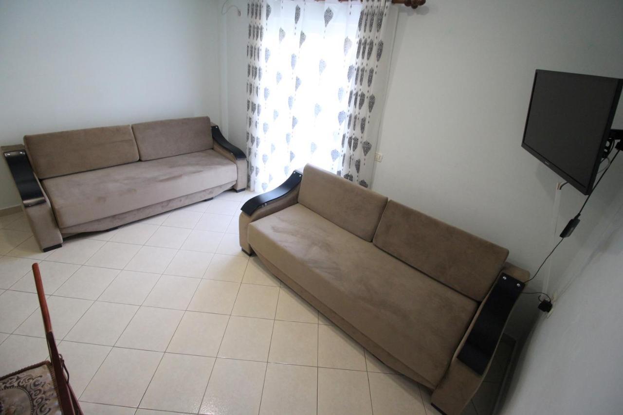 Doka Center Apartments Саранде Екстериор снимка