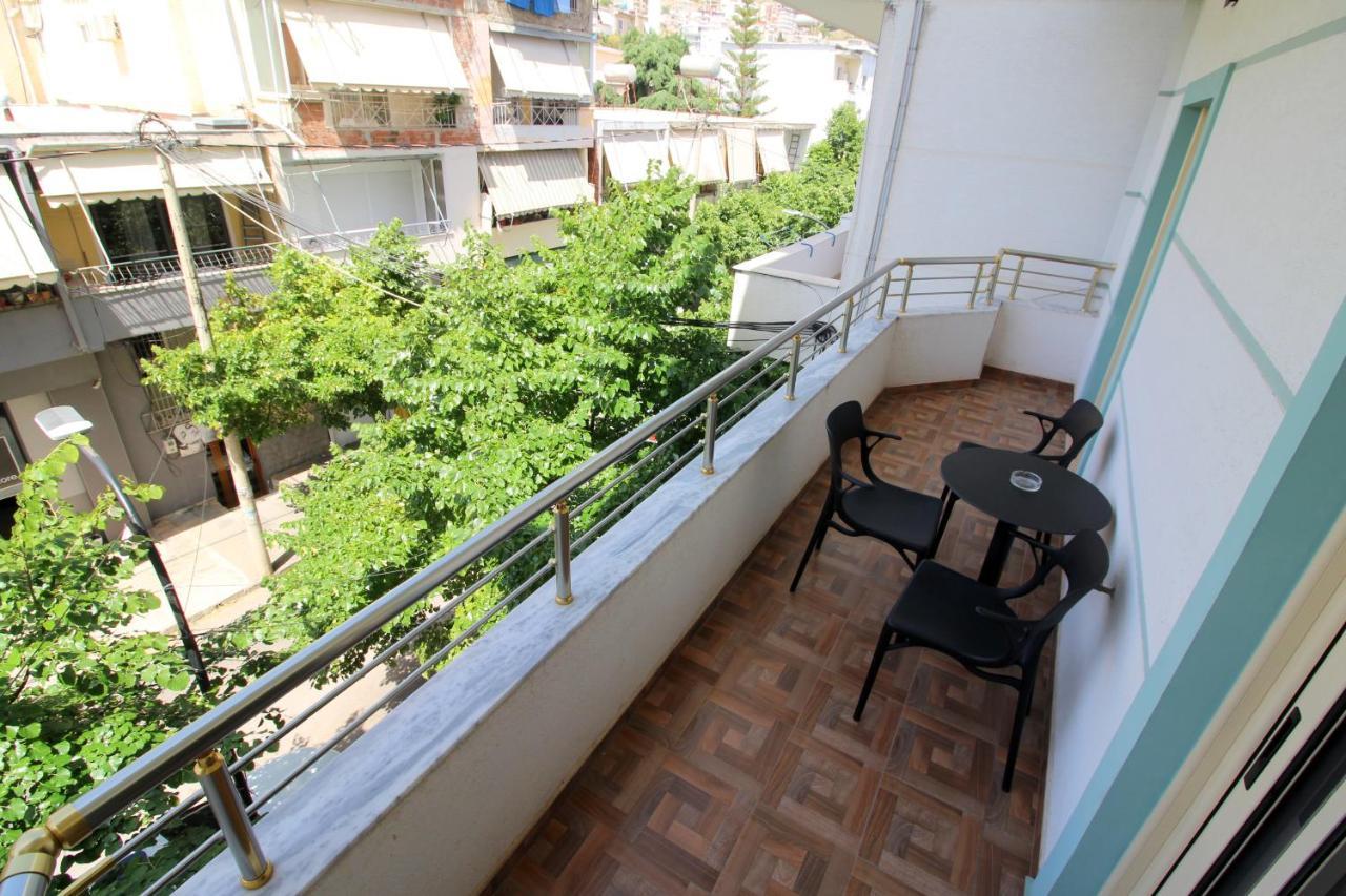 Doka Center Apartments Саранде Екстериор снимка