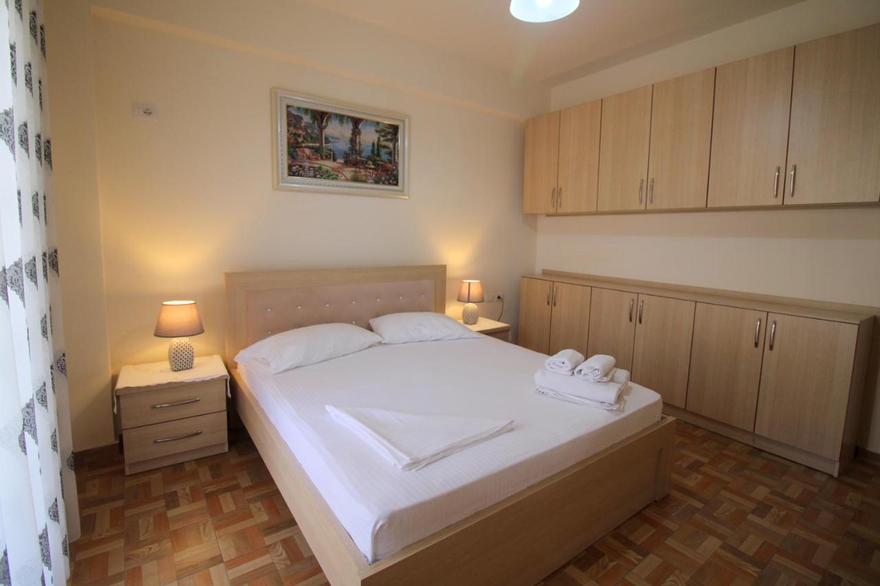 Doka Center Apartments Саранде Екстериор снимка