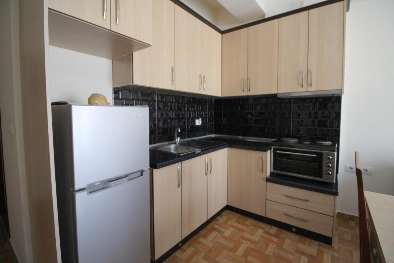 Doka Center Apartments Саранде Екстериор снимка