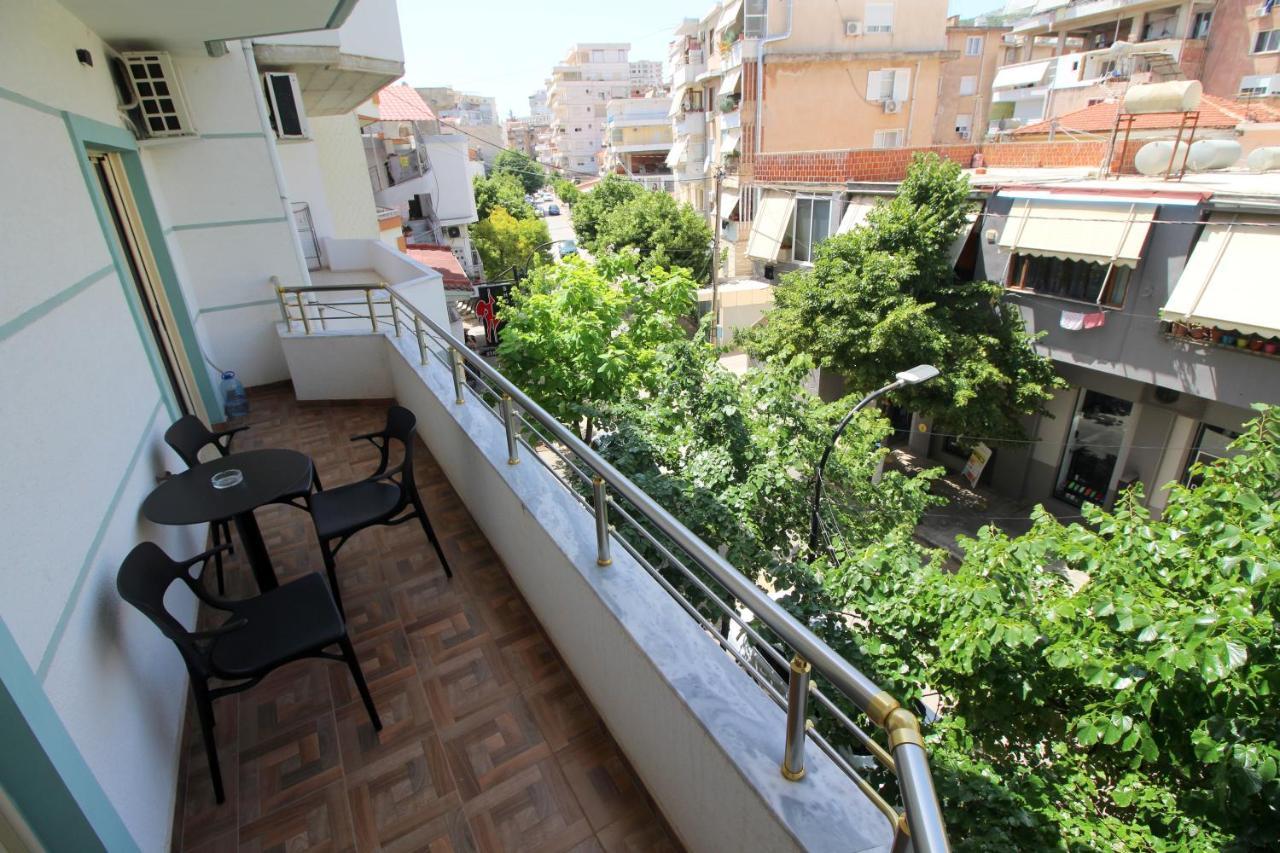 Doka Center Apartments Саранде Екстериор снимка
