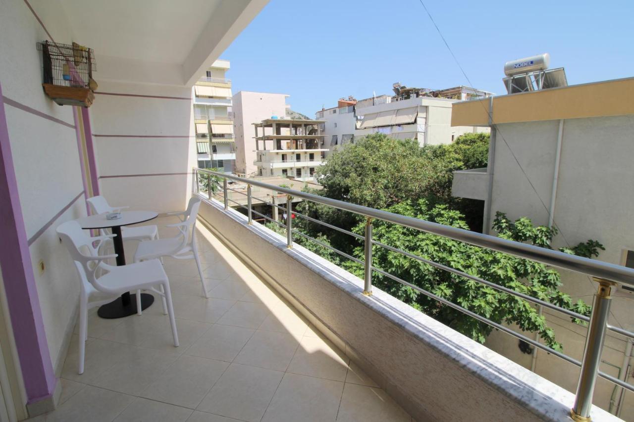 Doka Center Apartments Саранде Екстериор снимка