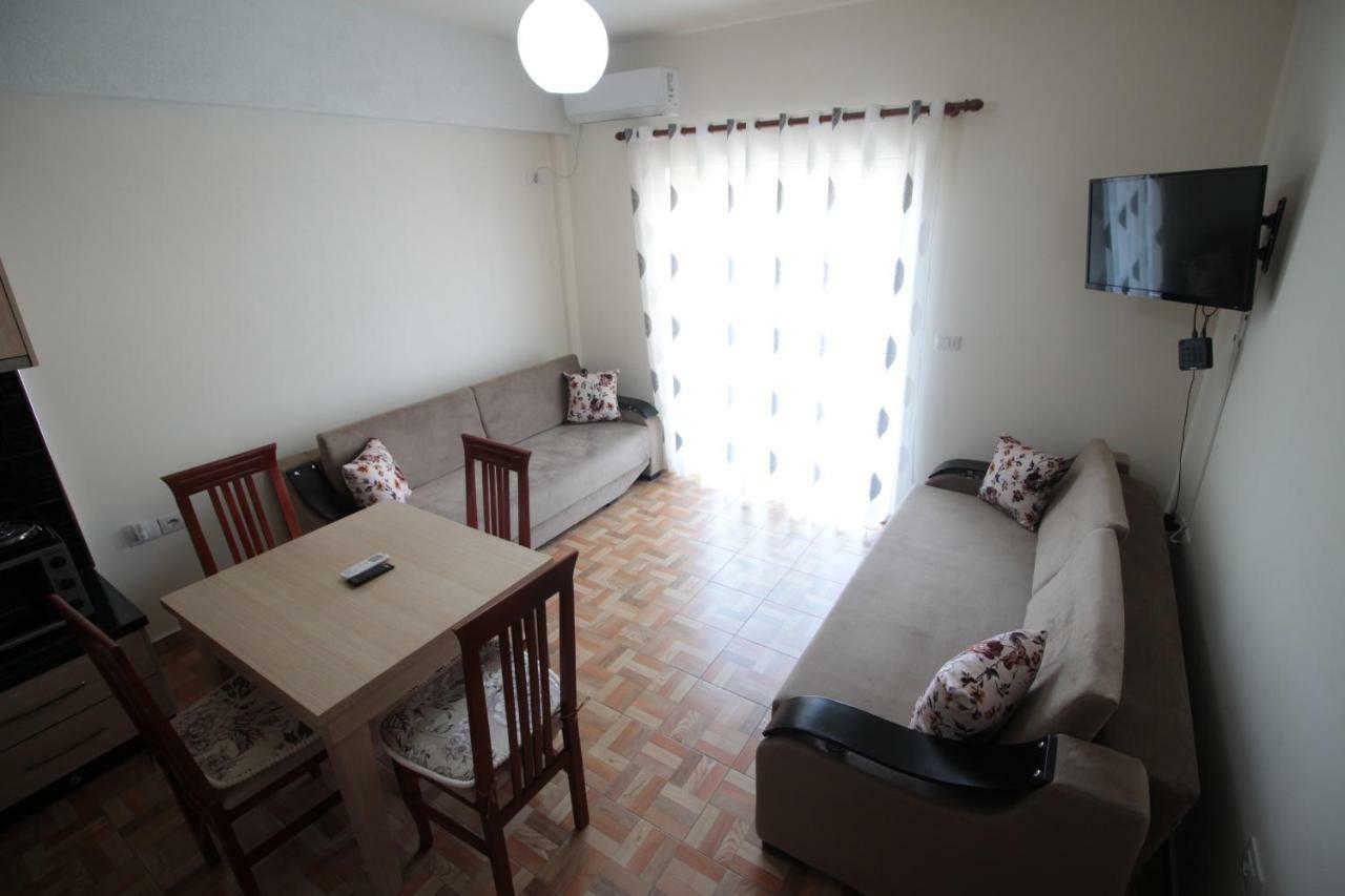 Doka Center Apartments Саранде Екстериор снимка